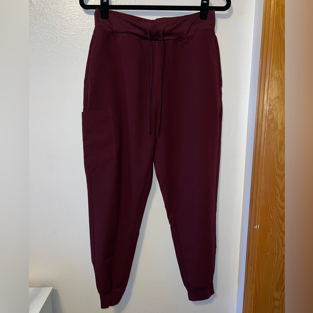 Mandala Women's High Wasted Petite Joggers